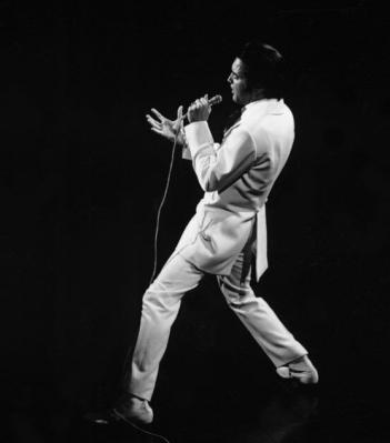 Elvis Presley in white_classic
