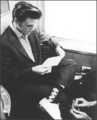 Elvis Presley reading