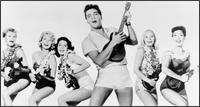 Elvis Presley singing with girls_Haiwaii
