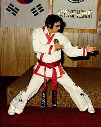 Evis doing dojo